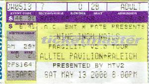 <a href='concert.php?concertid=424'>2000-05-13 - Walnut Creek Amphitheater - Raleigh</a>